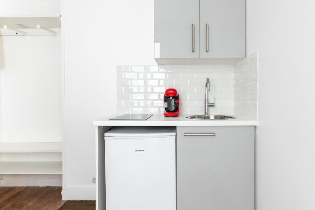 Lumineux Et Moderne 14eme Apartment *